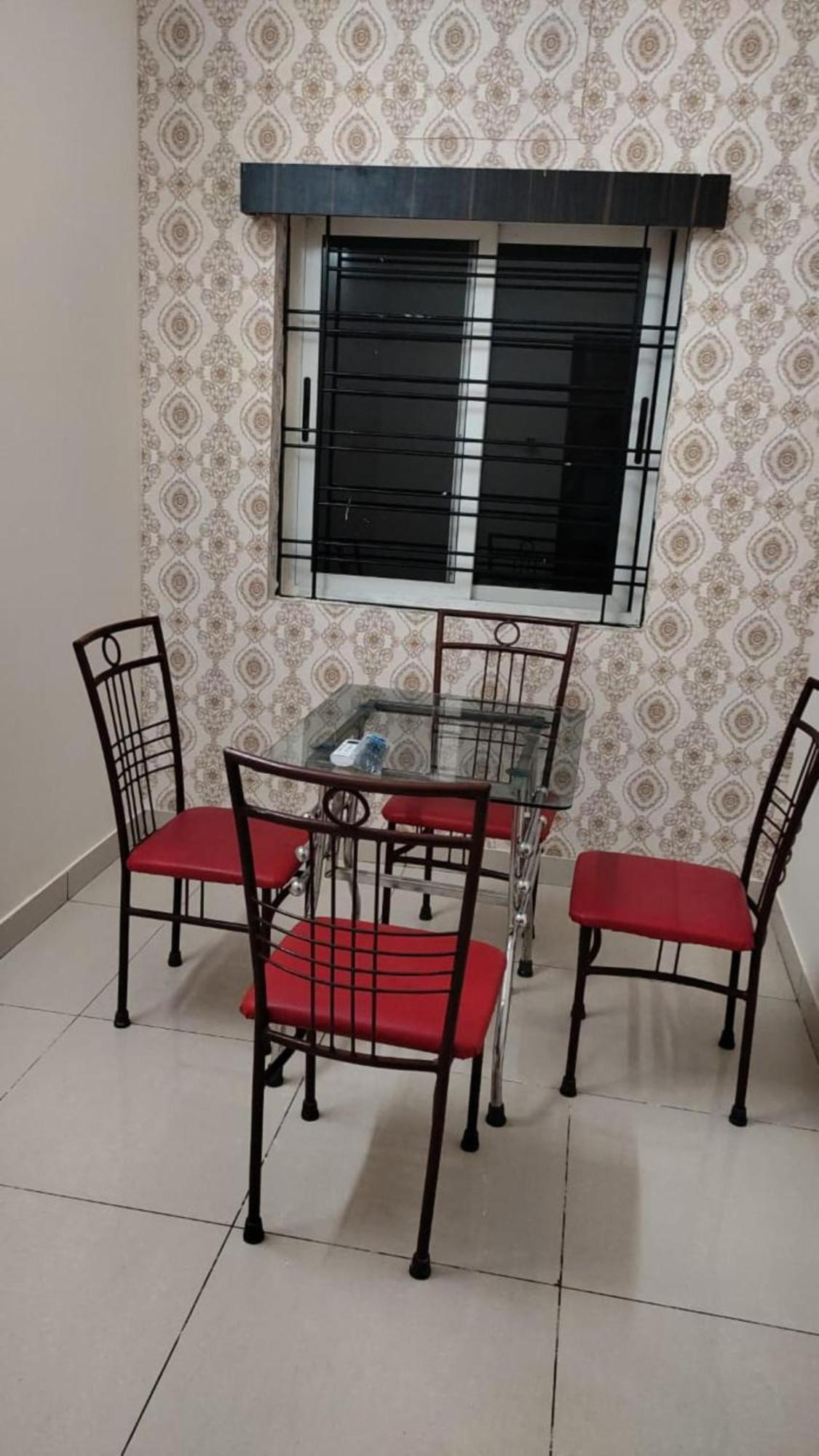 Goroomgo Blue Bell Bhubaneswar - Well Decorated Room -Wifi And Parking Facilities Available Екстериор снимка